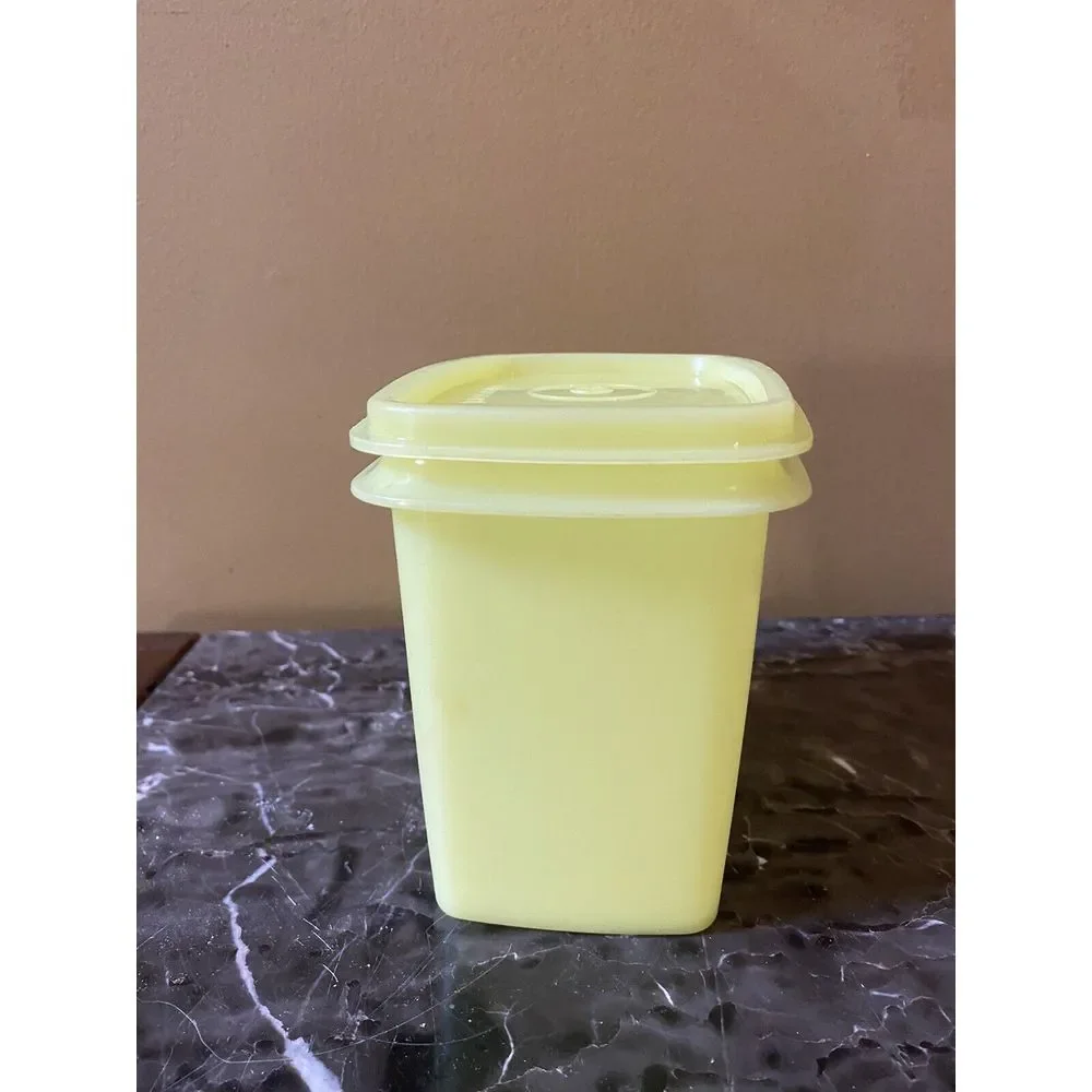 Vintage Tupperware Yellow Shelf Saver Storage Container + Lid 5.5